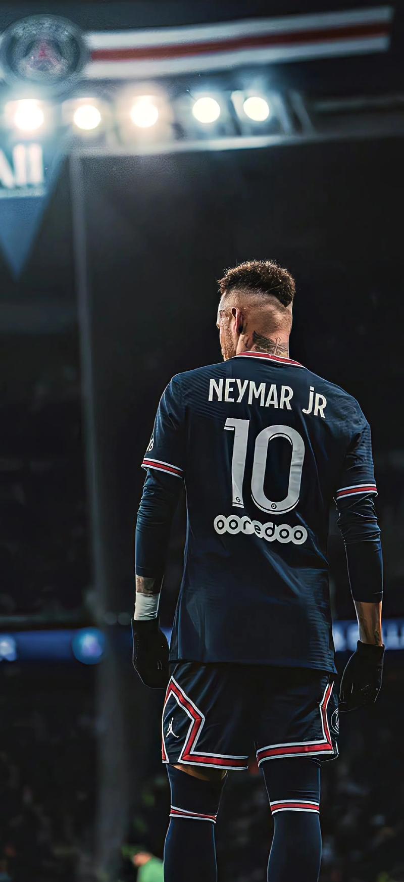 国乒输单打！王皓盯着王楚钦心事重重，梁靖崑技不如人：没好办法