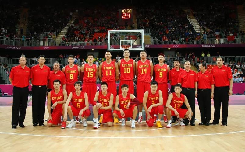 11月30日NBA看点：活塞&热火劲旅对决，独行侠快船谁能止颓