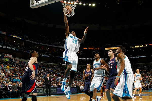 《英勇之地》手游S1赛季7月25日开启 宝石之海震撼启航