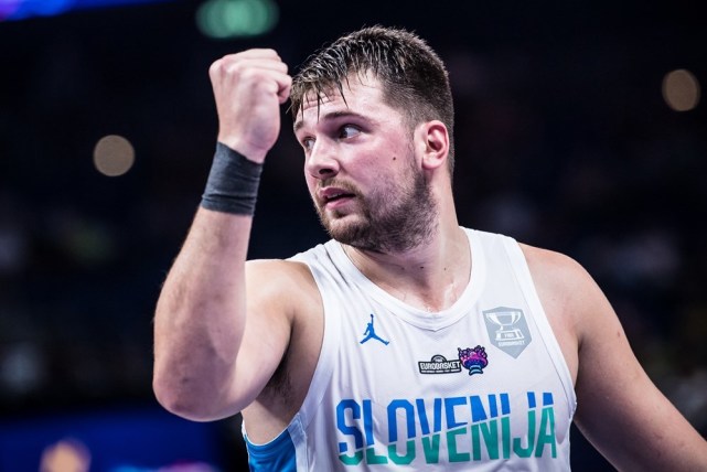 2016年：美国棒球作家协会宣布调整全明星赛主场优势规则。